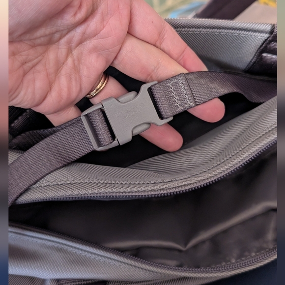 Lululemon Go Getter Tote lunar rock - Picture 8 of 16